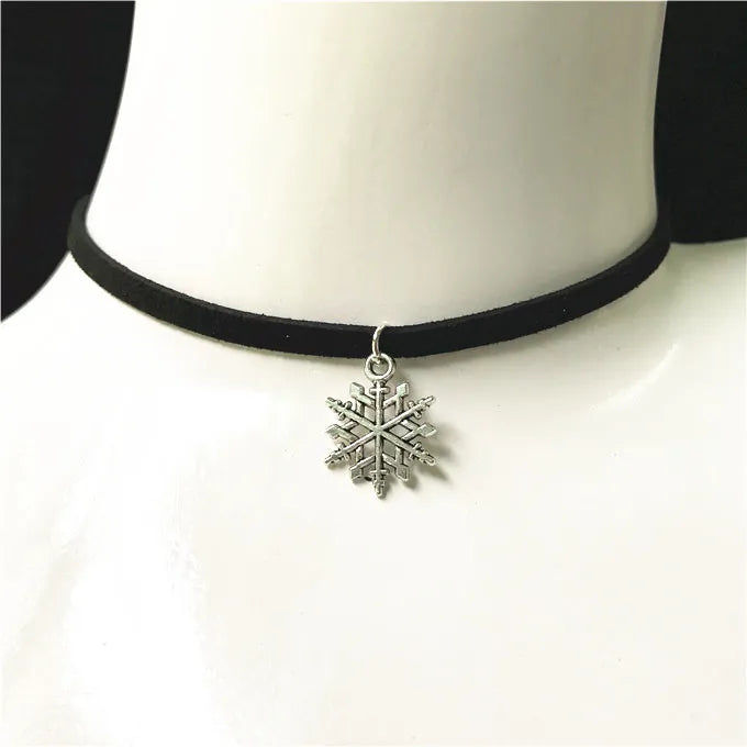 Collier Ras-du-Cou Gothic Punk en Velours Noir – Style Steampunk